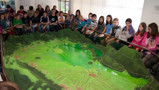 maketa Cerkniško jezero